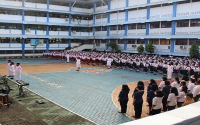 SMP Strada Marga Mulia Mengadakan Kegiatan Upacara Bendera Dalam Rangka memeriahkan HUT RI KE 77